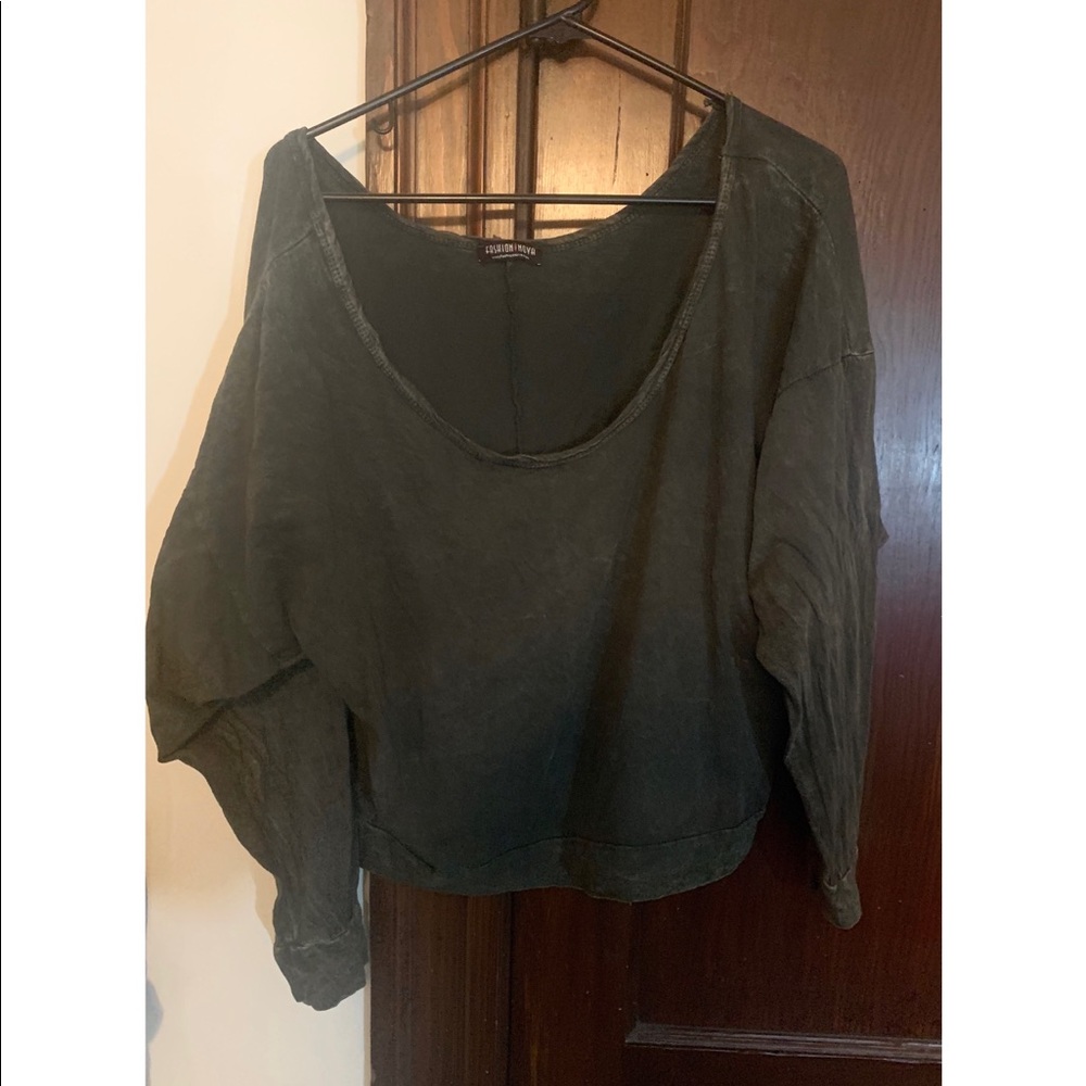 Fashion Nova Slouchy Long Sleeve 💚
